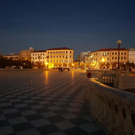 La Di Chiara *
